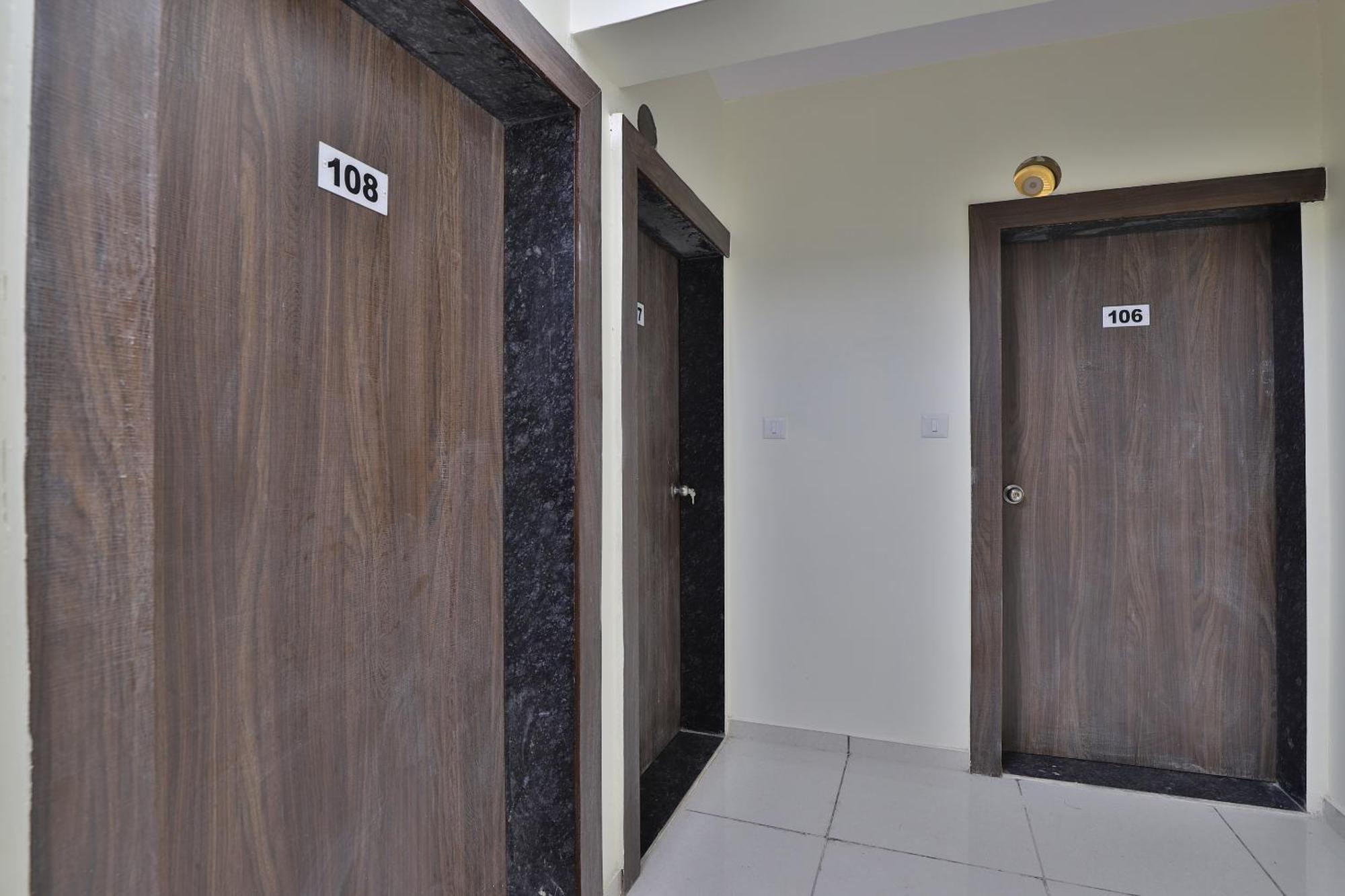 Hotel O Sunway Ahmedabad Buitenkant foto
