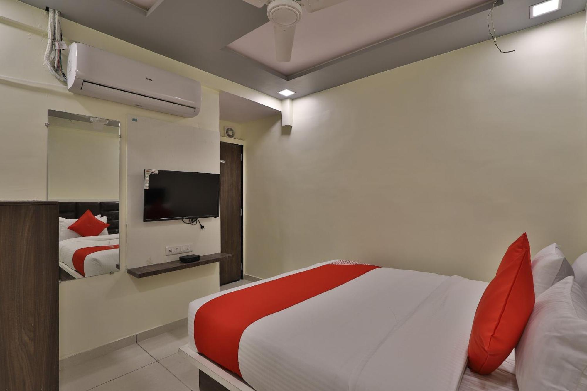 Hotel O Sunway Ahmedabad Buitenkant foto
